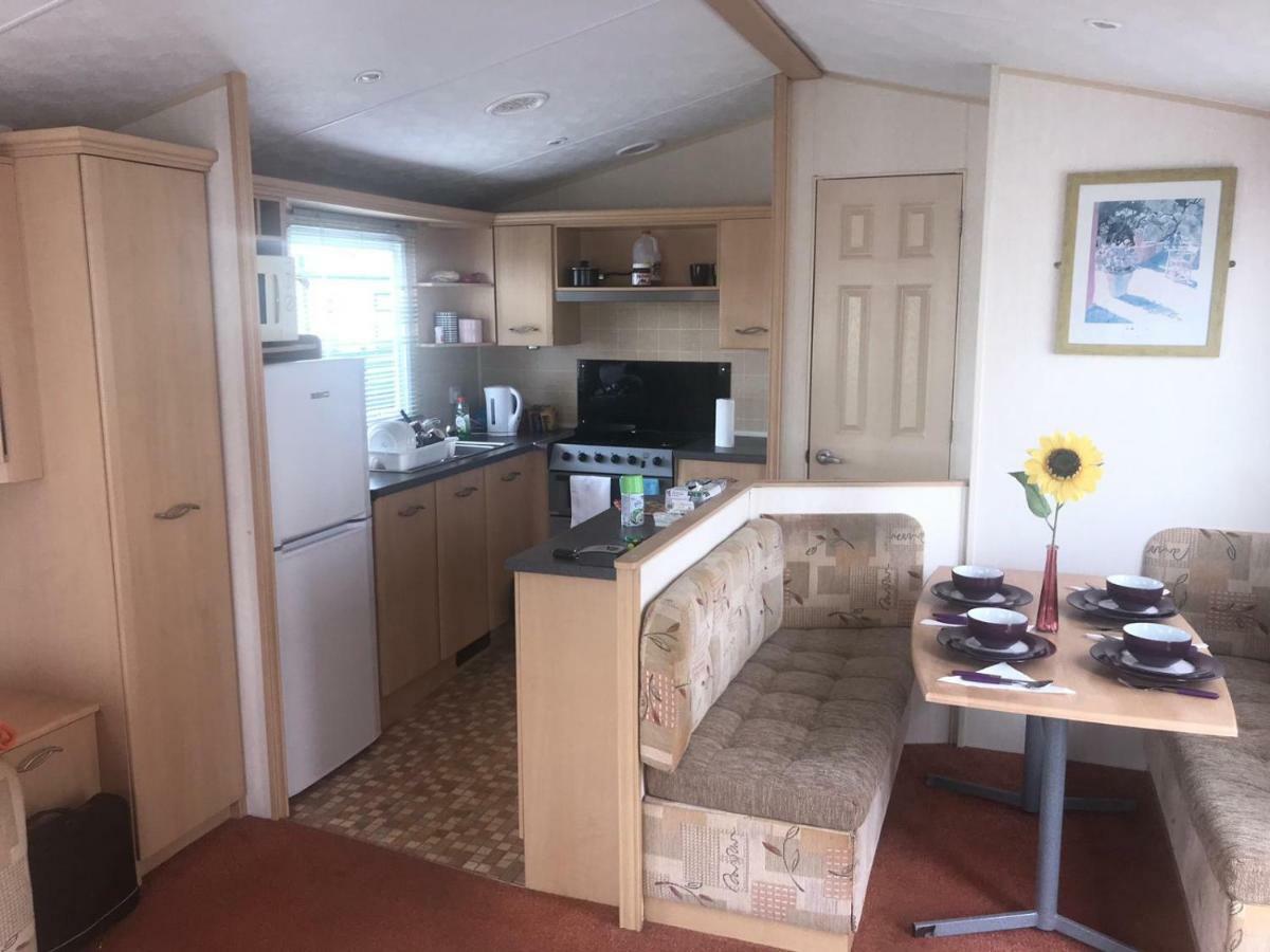 Holiday Home Bognor Regis Exteriör bild