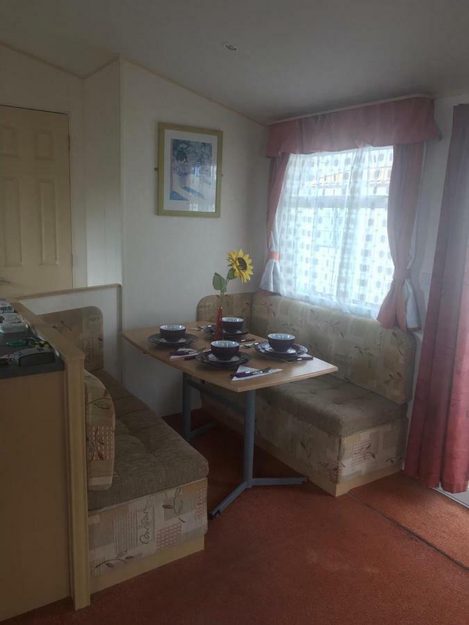 Holiday Home Bognor Regis Exteriör bild